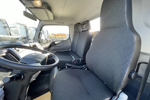 Mitsubishi Fuso Canter 3C13 + GANCHO JIMECA