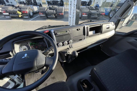 Mitsubishi Fuso Canter 3C13 + GANCHO JIMECA