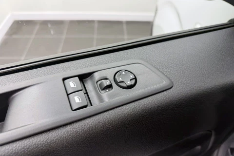 Opel Vivaro 1.5 BlueHDi 88kW (120CV) DC M.Plegable