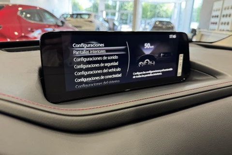 Mazda CX-30 e-SKYACTIV G Homura