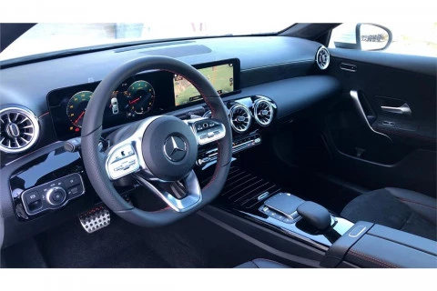 Mercedes-Benz Clase A Sedán A 180