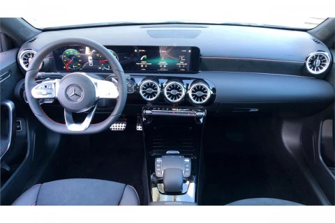 Mercedes-Benz Clase A Sedán A 180