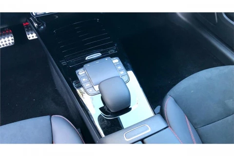 Mercedes-Benz Clase A Sedán A 180