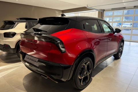 Alfa Romeo Junior Ibrida Intensa 108kW (145CV)