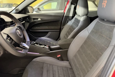 Alfa Romeo Junior Ibrida Intensa 108kW (145CV)