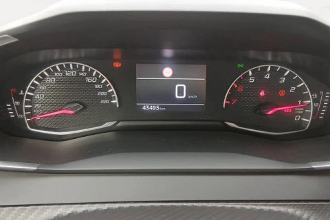 Peugeot 208 PureTech 100 Style 75 kW (100 CV)