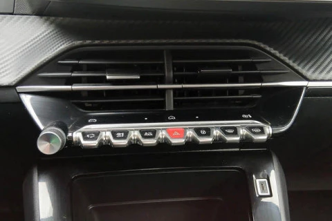 Peugeot 208 PureTech 100 Style 75 kW (100 CV)