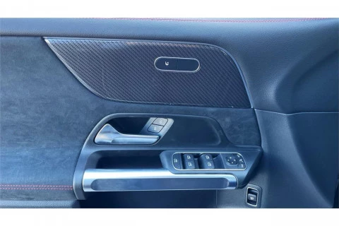 Mercedes-Benz GLB GLB 200 d 4MATIC
