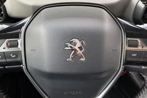 Peugeot Rifter Style Standard BlueHDi 96kW