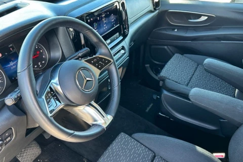 Mercedes-Benz Vito 116CDI AT 120kW Tourer Select Larga