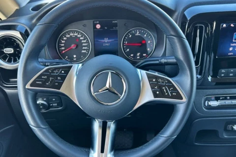 Mercedes-Benz Vito 116CDI AT 120kW Tourer Select Larga