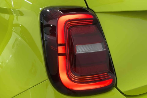 Abarth 500 500e Turismo 42kwh 113kw (154cv)