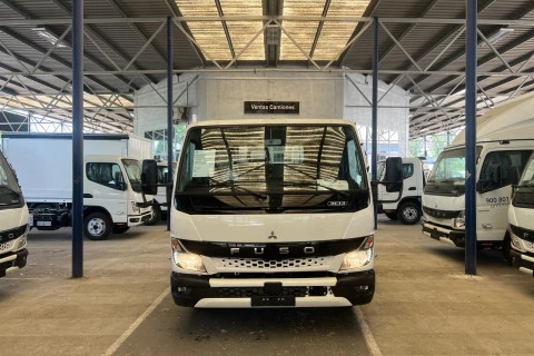 Mitsubishi Fuso Canter 3C13 