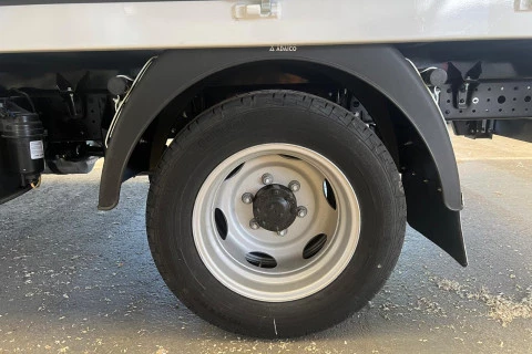 Mitsubishi Fuso Canter 3C13 