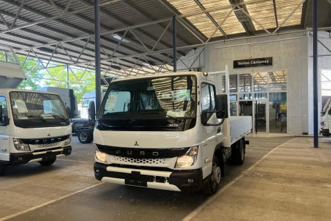 Mitsubishi Fuso Canter 3C13 