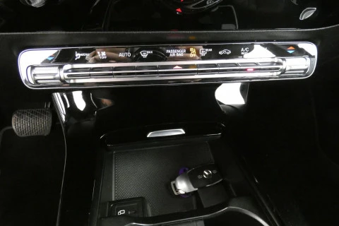 Mercedes-Benz Clase A  W177 Hibrido Enchufable A 250e 8G-DCT