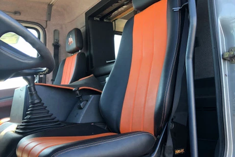 Mercedes-Benz Axor 1823 L TRANSPORTE DE CABALLOS