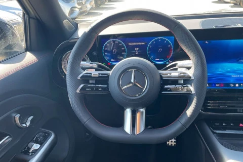 Mercedes-Benz GLB GLB 200