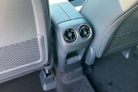Mercedes-Benz GLB GLB 200