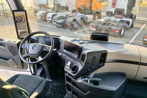 Mercedes-Benz Actros 1848LS