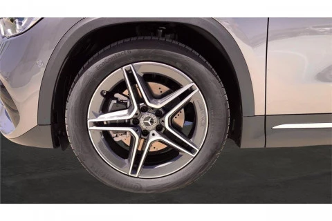 Mercedes-Benz GLA GLA 200 D