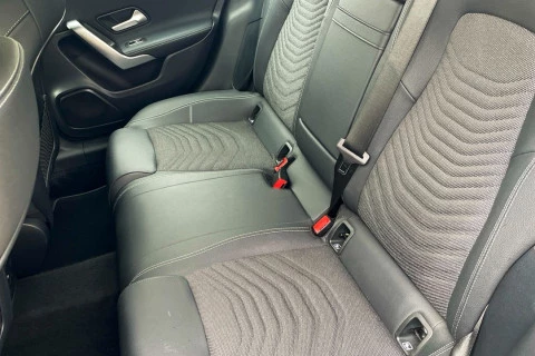 Mercedes-Benz Clase A A 250 e con tecnología híbrida EQ Sedán