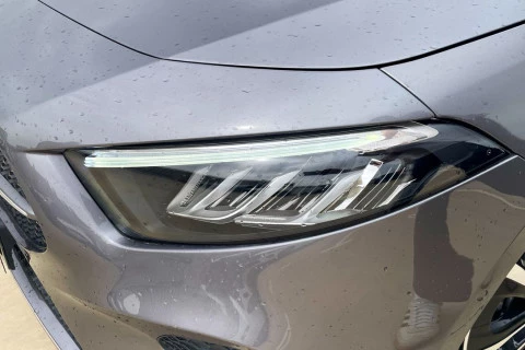 Mercedes-Benz Clase A A 250 e con tecnología híbrida EQ Sedán