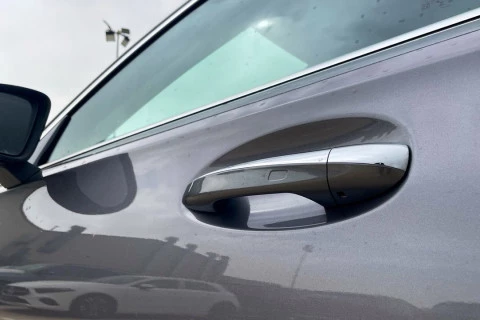 Mercedes-Benz Clase A A 250 e con tecnología híbrida EQ Sedán