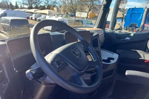 Mercedes-Benz Actros 1951 LS