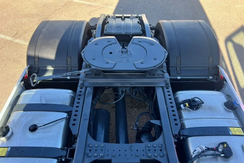 Mercedes-Benz Actros 1951 LS