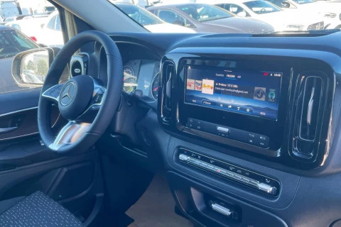 Mercedes-Benz Vito 114CDI AT 100kW Tourer Select Larga