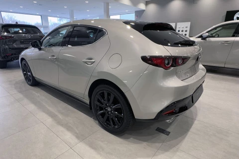 Mazda3 2.5L E-SKY G MHEV 103kW Homura