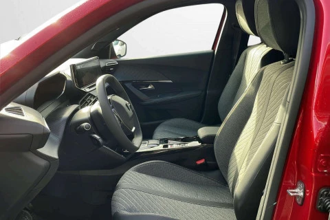 Peugeot e-2008 Eléctrico Allure 156 (115kW)