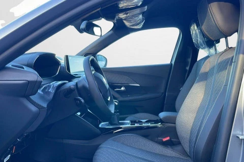 Peugeot 2008 Allure Gasolina 100 S&S 6 Vel. MAN