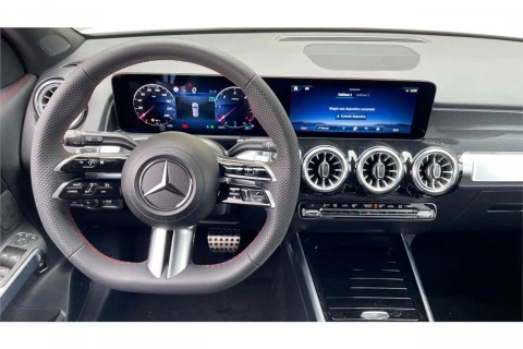 Mercedes-Benz GLB GLB 200 d 4MATIC