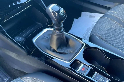 Peugeot 2008 Allure Gasolina 100 S&S 6 Vel. MAN