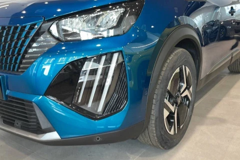 Peugeot 2008 Allure Gasolina 100 S&S 6 Vel. MAN