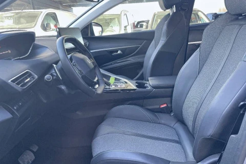 Peugeot 5008 1.5 BlueHDi 96kW S&S Roadtrip EAT8