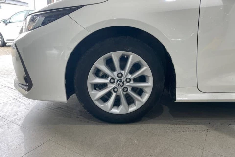 Toyota Corolla 1.6 VVT-i Sol