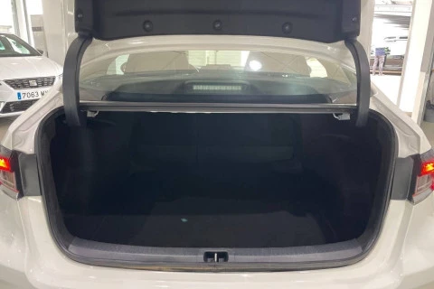 Toyota Corolla 1.6 VVT-i Sol