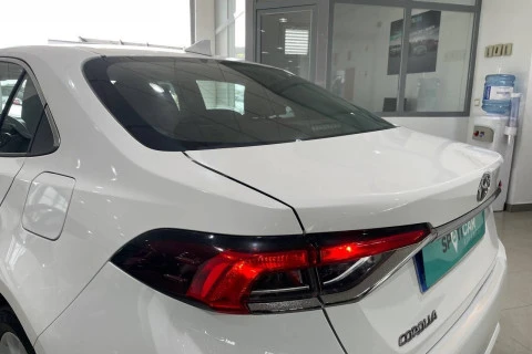 Toyota Corolla 1.6 VVT-i Sol
