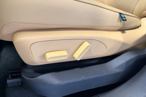 Leapmotor C10 C10 REEV 28.4 kWh Design Auto