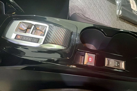 Peugeot 208 Allure HYBRID 110 eDCS6