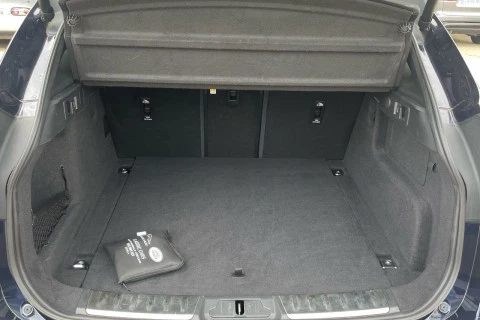 Jaguar F-Pace 2.0D l4 MHEV SE AWD Auto 150 kW (204 CV)