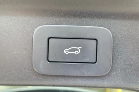 Jaguar F-Pace 2.0D l4 MHEV SE AWD Auto 150 kW (204 CV)