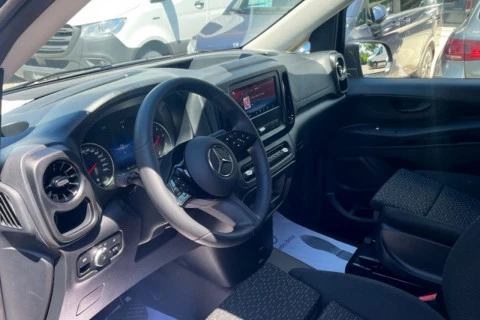 Mercedes-Benz Vito 114CDI AT 100kW Tourer Pro Larga