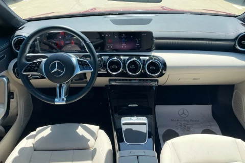 Mercedes-Benz CLA CLA 200 D DCT
