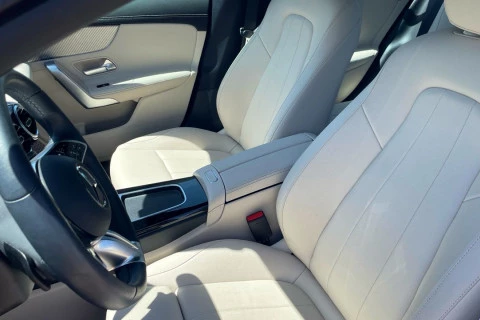 Mercedes-Benz CLA CLA 200 D DCT