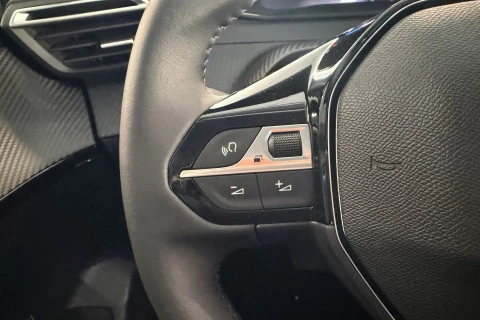 Peugeot 208 Allure HYBRID 110 eDCS6