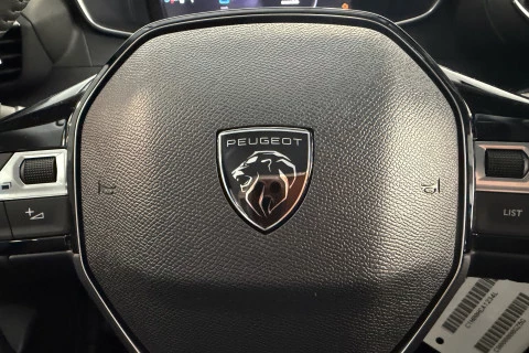 Peugeot 208 Allure HYBRID 110 eDCS6